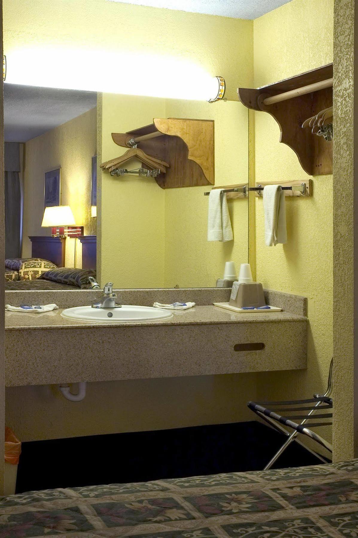Motel 6 Houston, Tx Fm 1960 バメル エクステリア 写真